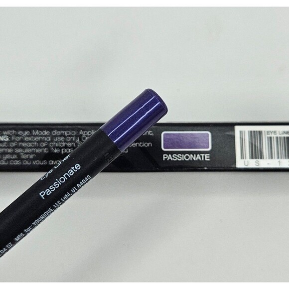 Younique Moodstruck Precision Pencil Eyeliner Passionate New in Box - Picture 3 of 4